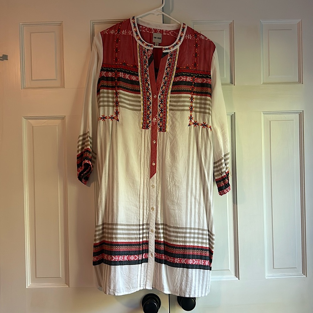 NIC+ZOE White and Gray Bishop Sleeve Dress